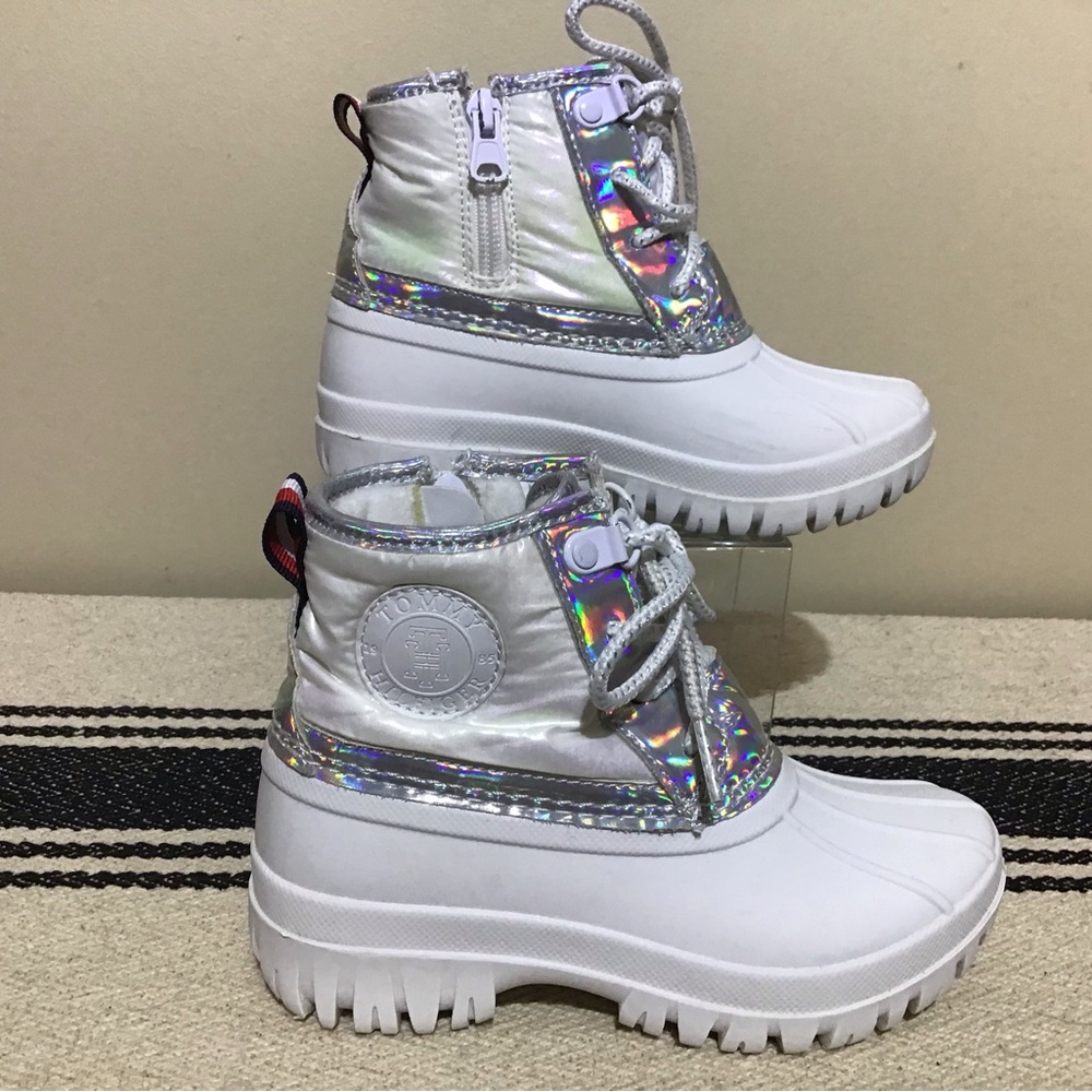 Tommy Hilfiger White Toddler Girls Size 11 Holographic Trim Rain & Snow Boots